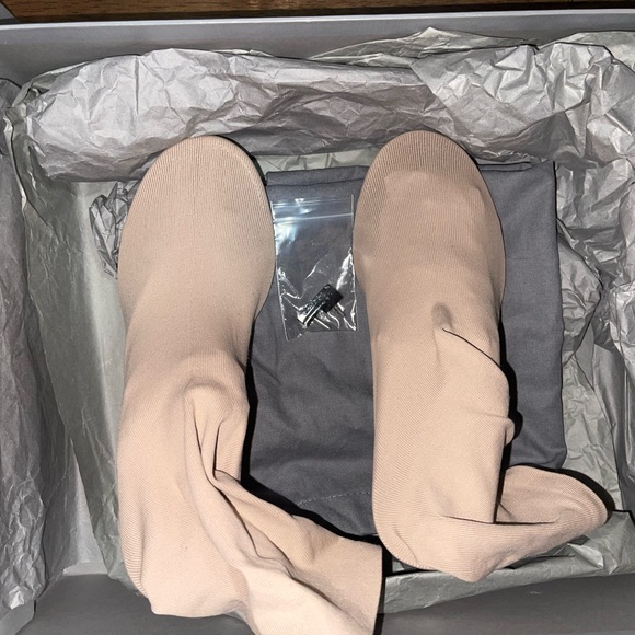 Balenciaga
Tight 110mm Bootie - Picture 1 of 7